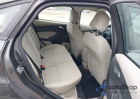 2015 Ford Focus Se из США, поврежденный, VIN 1FADP3F23FL374137